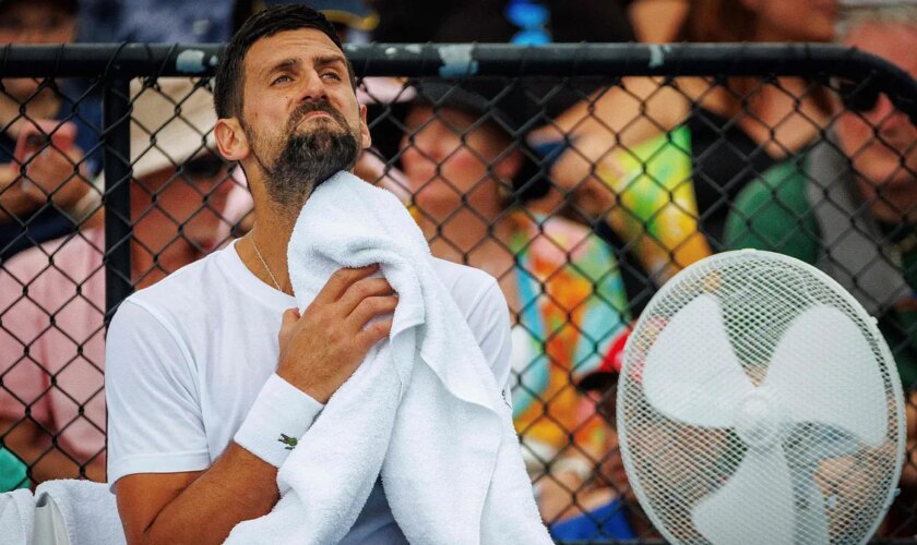 Djokovic denuncia un "trato diferente" a Sinner y Swiatek tras sus positivos por dopaje: "La ATP no ha explicado por qué los ocultó, no da buena imagen"