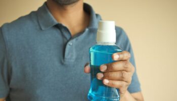 Doctor's stern cancer warning to anyone who uses mouthwash