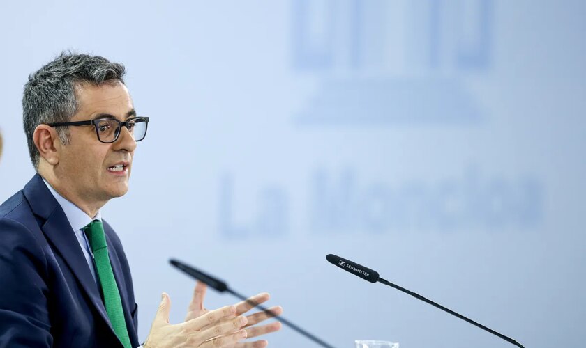 El Gobierno cambia la ley para obligar a usuarios de redes a rectificar informaciones falsas: "Tenemos derecho a defendernos de los buleros profesionales"