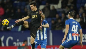 El Valencia no pudo pasar del empate ante un Espanyol muy impreciso