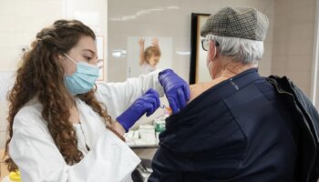 El invierno arranca con el 40 por ciento de los mayores de 60 sin la vacuna de la gripe