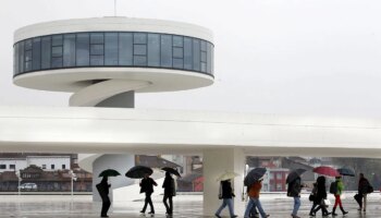 El paso de un frente atlántico traerá lluvias este domingo a Galicia y Asturias y en el resto del país habrá temperaturas más cálidas de lo habitual