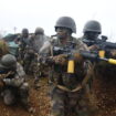 En images : reportage dans les tranchées où l’armée française forme ses futurs fantassins