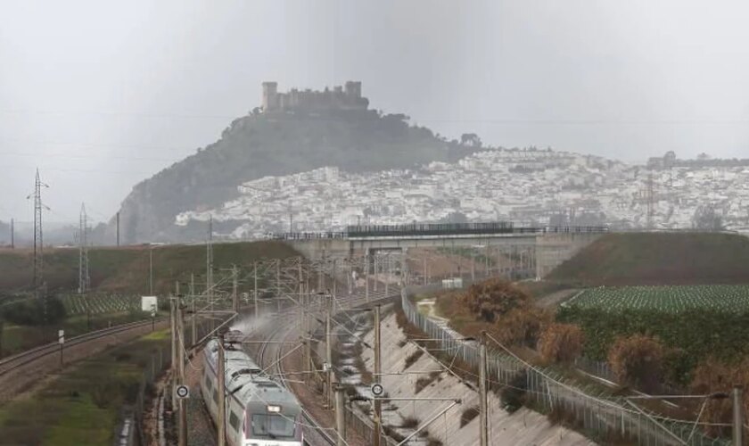 España necesita gastar 150.830 millones en obra pública de transporte, según las constructoras