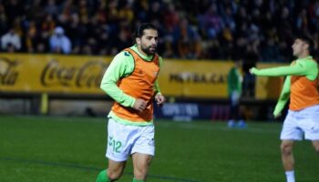 Fallido experimento de Pellegrini con Ricardo Rodríguez en el Sant Andreu - Betis