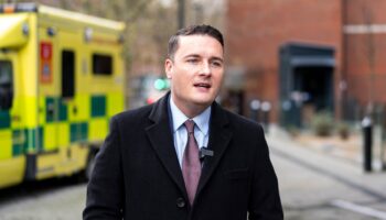 Health Secretary Wes Streeting announces ‘indefinite’ ban on puberty blockers for children