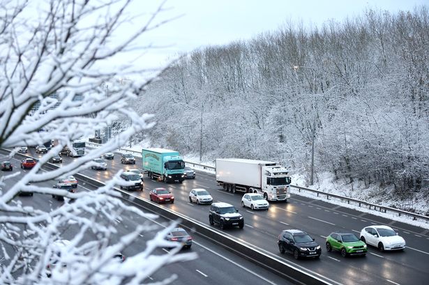 'Heavy' snow warning as Brits face Arctic blast - full list of UK counties affected