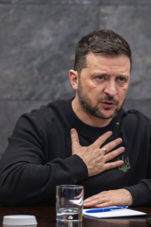 « Il faut remettre Poutine à sa place » : Volodymyr Zelensky face à nos lecteurs