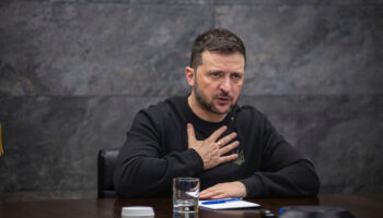 « Il faut remettre Poutine à sa place » : Volodymyr Zelensky face à nos lecteurs