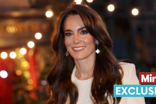 Kate Middleton uses clever festive fashion hack that she stole from the Queen