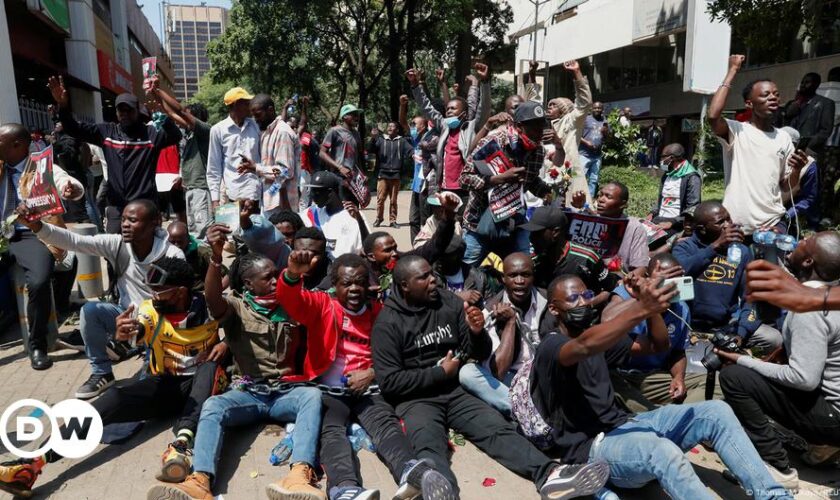 Kenya police crack down on protests over alleged abductions