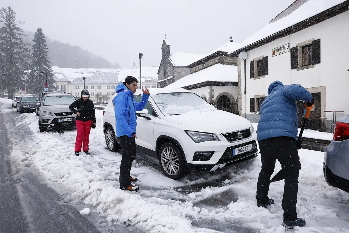 La Junta de Castilla y León envía un mensaje 'ES-ALERT' por las nevadas y el 112 atiende hasta el momento sólo un "par de avisos"