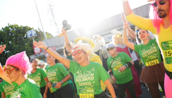 La San Silvestre de Las Palmas tiñe de solidaridad la ciudad con más de 9.000 participantes