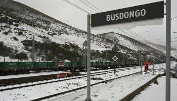 La influencia de una masa de aire ártico mantiene nevadas en zonas altas y viento en el este peninsular y Baleares