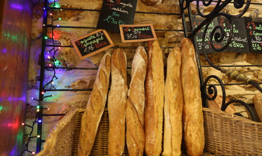 La recette de la baguette française a changé, les boulangeries ont réduit de 25 % le sel dans leurs pains depuis 2015