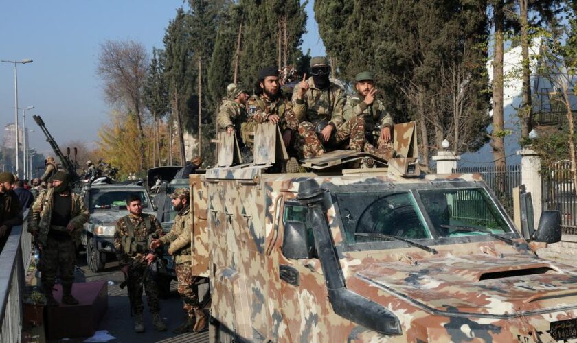 Le triomphe des rebelles en Syrie rebat les cartes de la menace islamiste en France