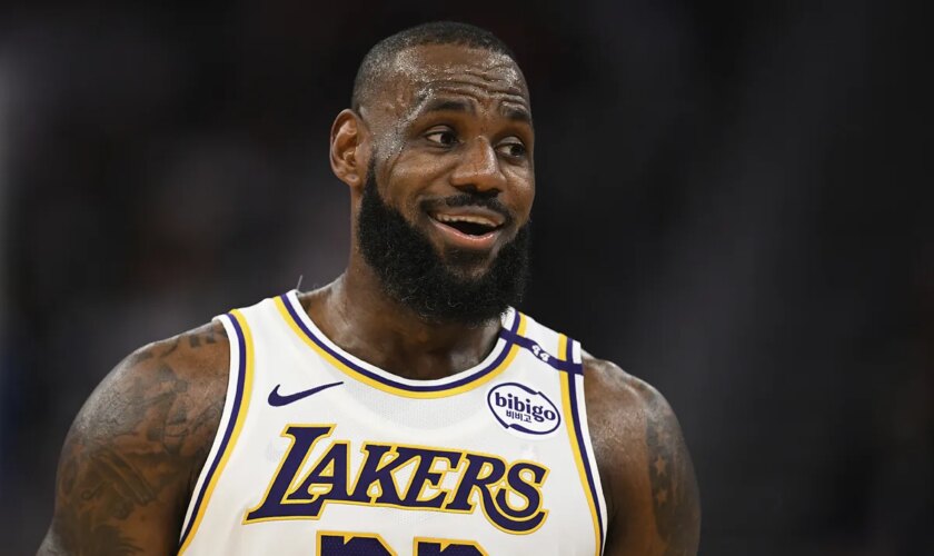 LeBron James: "Podría jugar otros 5 o 7 años a un alto nivel. Pero no lo haré"