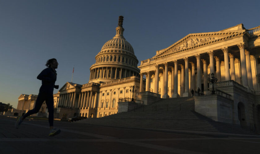 Les États-Unis évitent un "shutdown" avant Noël