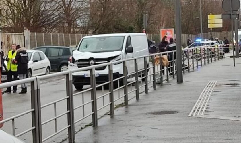 Meudon - Vélizy : une camionnette percute deux piétons sur un passage protégé, un mort et un blessé grave