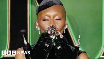 Nail artist cries after seeing her work in Wicked