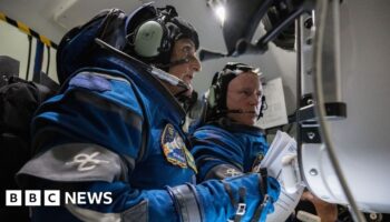 Nasa astronauts Butch and Suni's homecoming delayed again