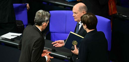 Olaf Scholz lässt Saskia Esken abblitzen – und findet sich dann selber peinlich