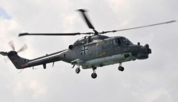 Ostsee: Russisches Schiff schießt mit Leuchtmunition auf Bundeswehr-Hubschrauber