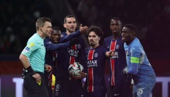 PSG-Monaco : qui est Willy Delajod, l’arbitre du Trophée des champions qui a subi des menaces cette saison ?