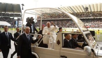 Papst Franziskus leitet Seligsprechung von Belgiens König Baudouin ein