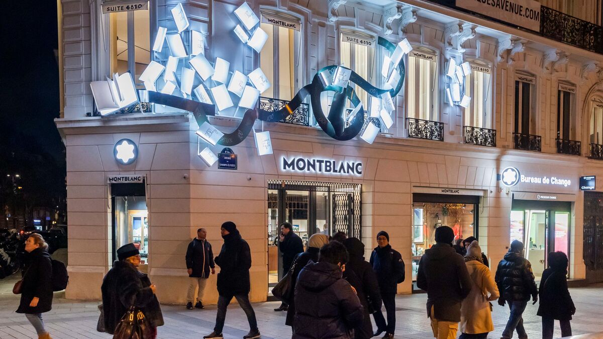 Paris et la publicité lumineuse nocturne : la difficile extinction des feux dans la Ville Lumière