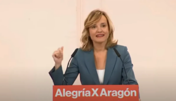 Pilar Alegría presenta su candidatura a liderar el PSOE de Aragón: "Es el momento de dar el paso al frente"