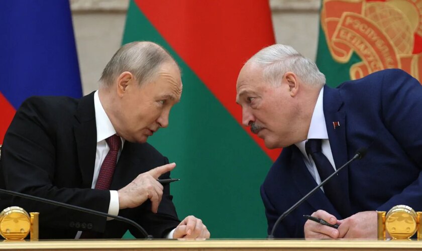 Putin impone a Lukashenko su nueva doctrina nuclear