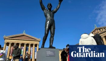 RockyFest kicks off with surprise statue of underdog boxer in Philadelphia