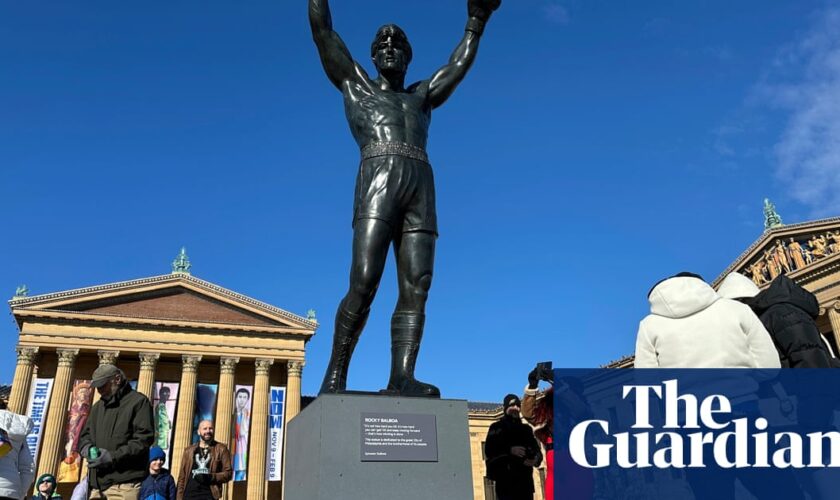 RockyFest kicks off with surprise statue of underdog boxer in Philadelphia