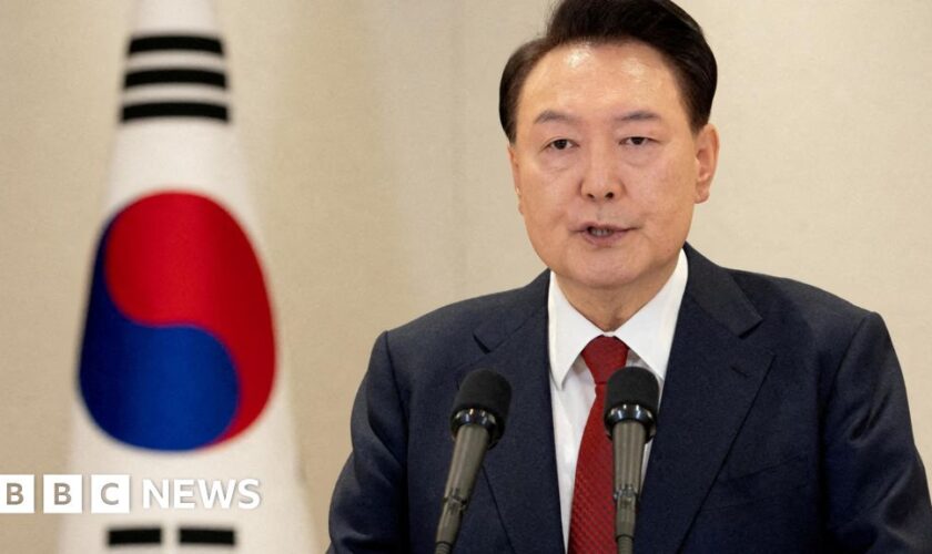 S Korean president accused of ordering use of guns to stop martial law vote