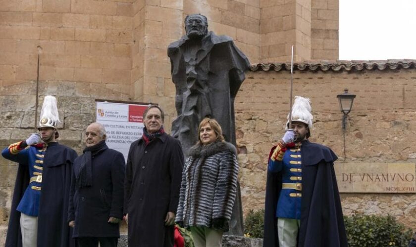 Salamanca rinde homenaje a Unamuno con motivo del 88 aniversario de su fallecimiento