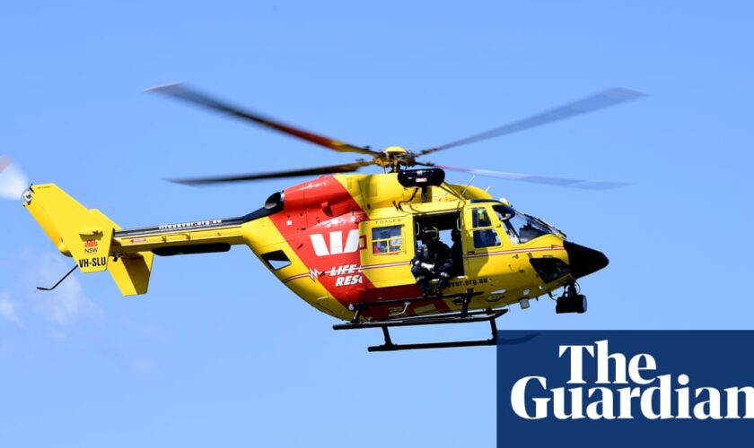 Sea and air search under way for 15-year-old boy swept off rock shelf at NSW beach