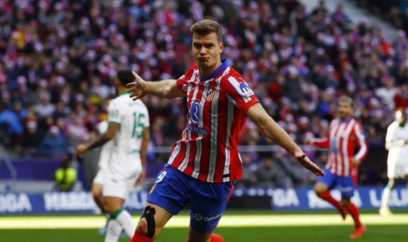 Sorloth desatasca a un imparable y colíder Atlético