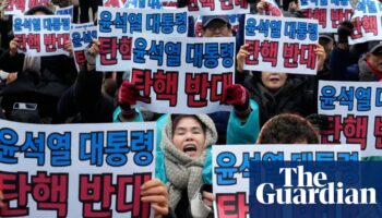 South Korean president fails to appear before corruption watchdog