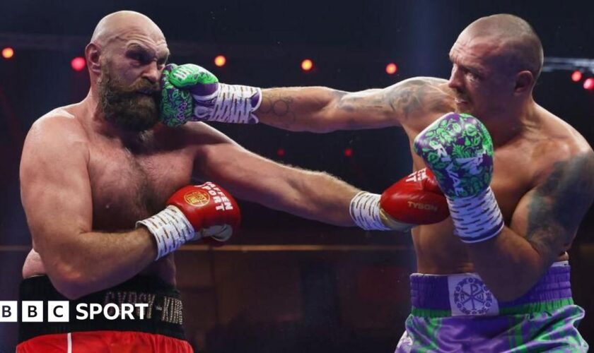 Oleksandr Usyk faces off with Tyson Fury