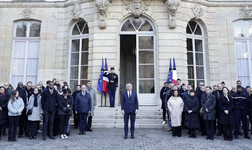 Une «communion dans le deuil» : une minute de silence pour Mayotte observée à l’Élysée, à Matignon et partout en France