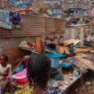 Une semaine après le cyclone Chido, les habitants de Mayotte attendent encore de l'aide