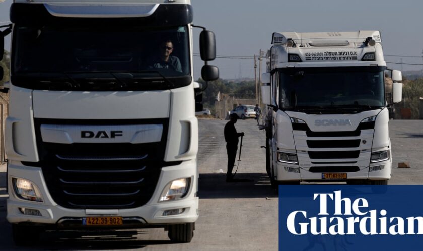 Unrwa suspends aid deliveries through main Gaza route after armed gangs attack convoy