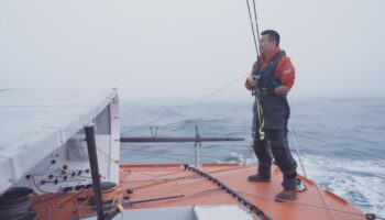 Vendée Globe : Charlie Dalin reprend la tête à l'approche du point Némo