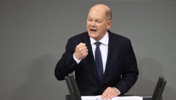 Vertrauensfrage im Bundestag: Scholz-Rede im Video: "Haben wir Vertrauen in uns und unser Land?"