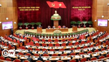 Vietnam plans bold reforms to streamline ministries