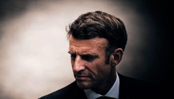 Vouloir être le poison et l’antidote: Emmanuel Macron, l’artisan du chaos