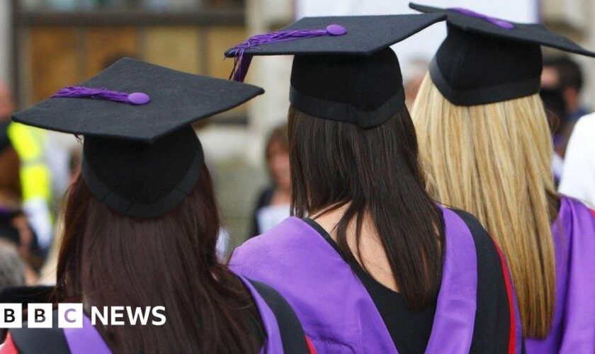 Welsh tuition fees to rise by nearly £300 a year