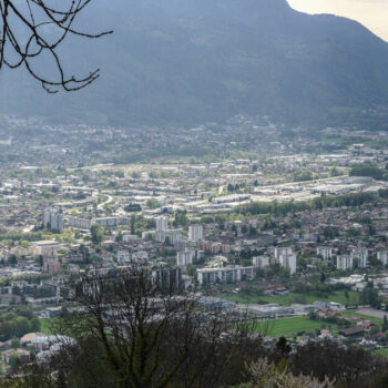 Alerte en Haute-Savoie : sous le brouillard depuis une semaine, la vallée de l’Arve placée en vigilance rouge aux particules fines