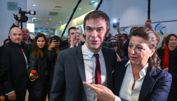 Gestion du Covid-19 : l’enquête sur Agnès Buzyn, Olivier Véran et Edouard Philippe est terminée, aucune mise en examen